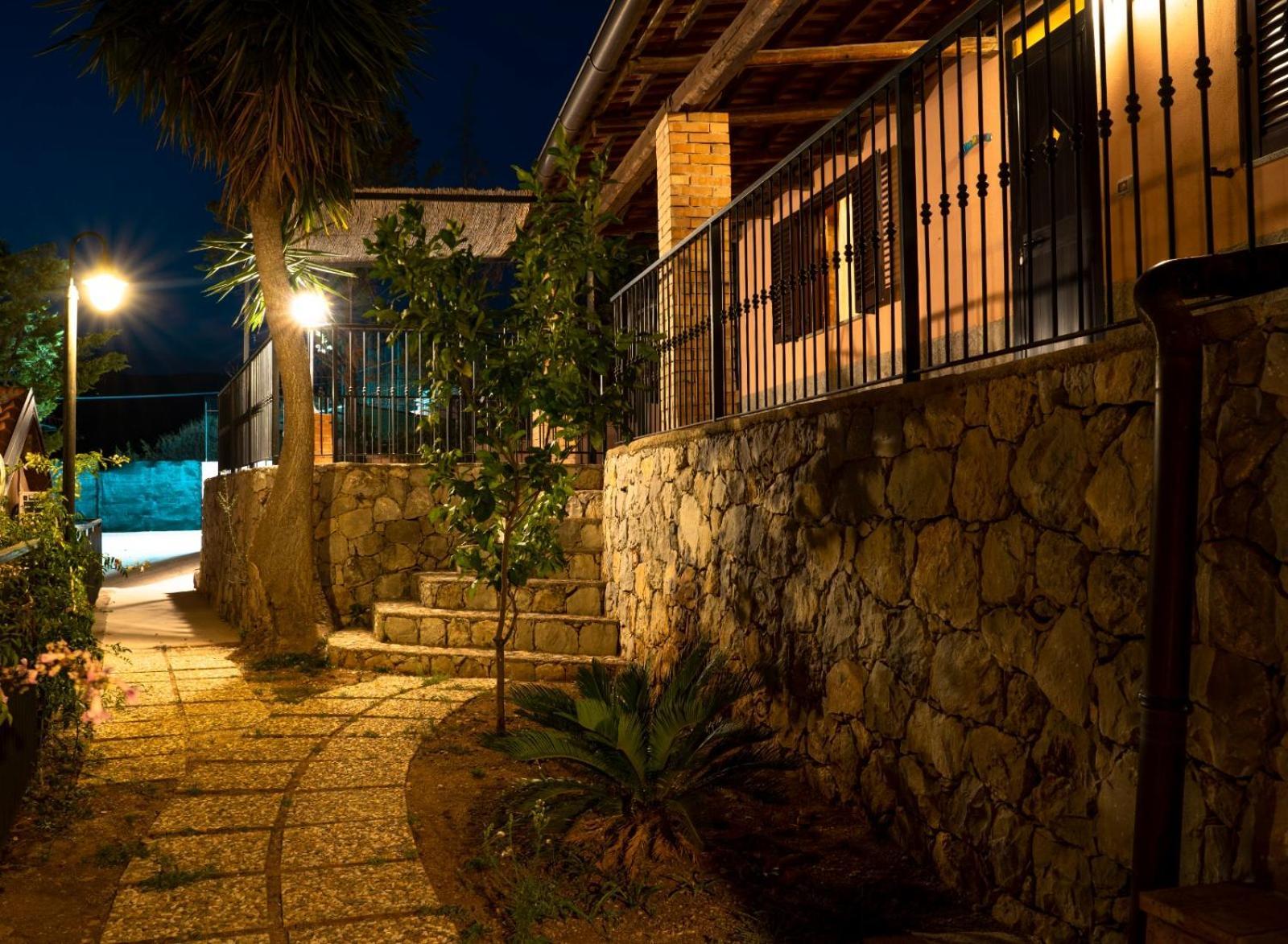 Residence Villarcangelo มารีนาดีกาเมโรตา ภายนอก รูปภาพ